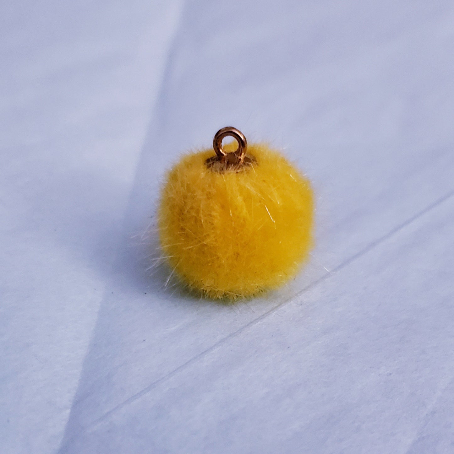 Cute Pompoms (1Pc)