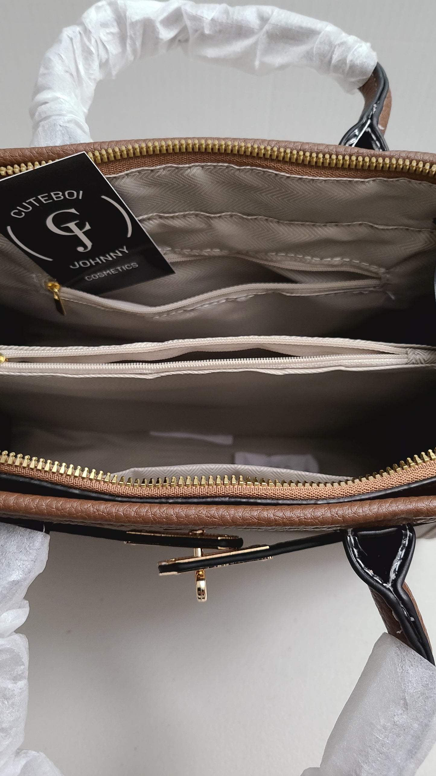 Turn lock Handbag Style #1 (Coffee)
